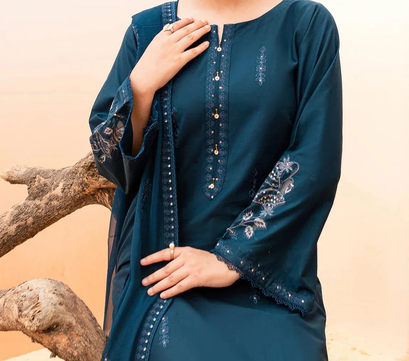 Grace W331-Embroidered 3pc Marina dress with Embroidered chiffon dupatta.