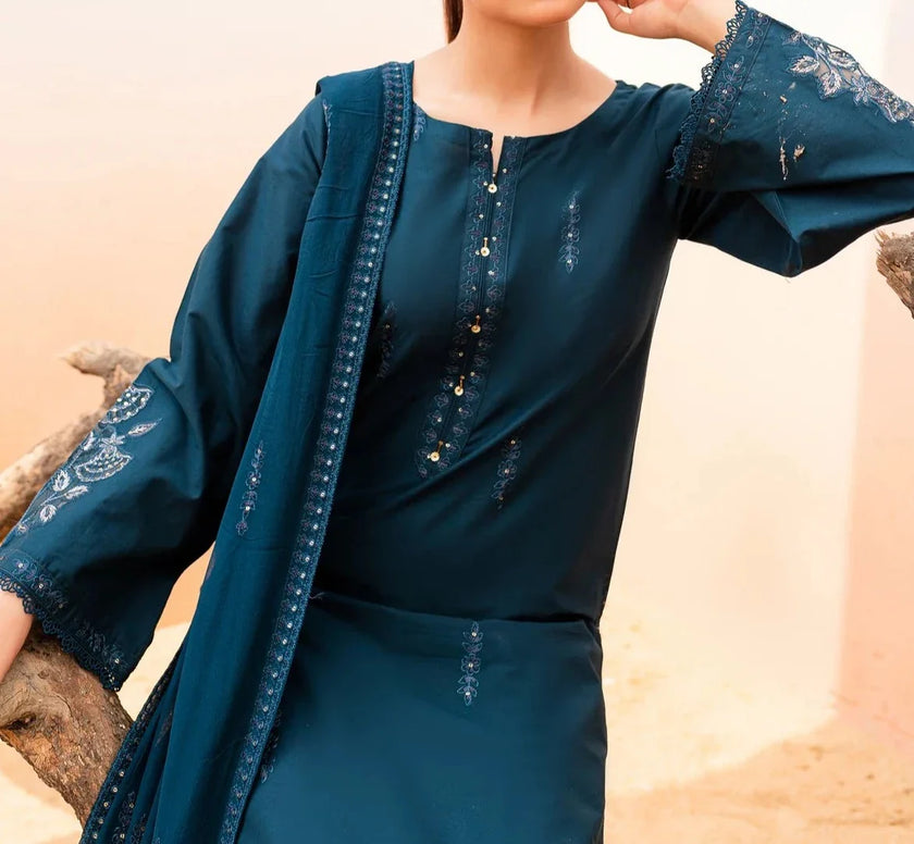 Grace W331-Embroidered 3pc Marina dress with Embroidered chiffon dupatta.