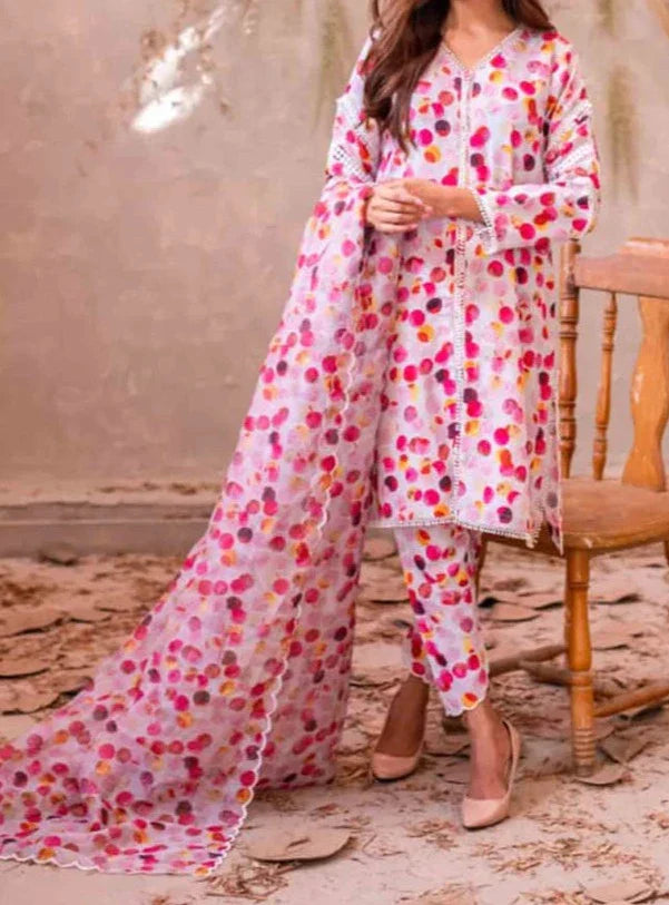 Grace W289- Printed 3pc soft crepe dress With Printed organza dupatta.