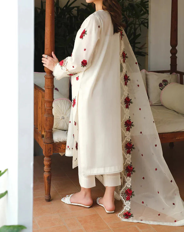 Grace S801-Embroidered 3pc lawn dress with Embroidered Organza dupatta.