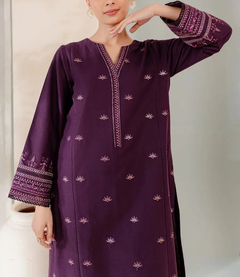 Grace S792-Embroidered 2pc lawn dress.