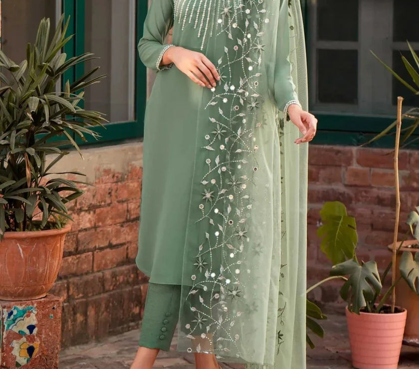 Grace S791-Embroidered 3pc Lawn dress with Embroidered Organza dupatta.