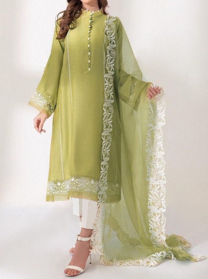 Grace S604-Embroidered 3pc lawn dress with embroidered Cotton net dupatta.