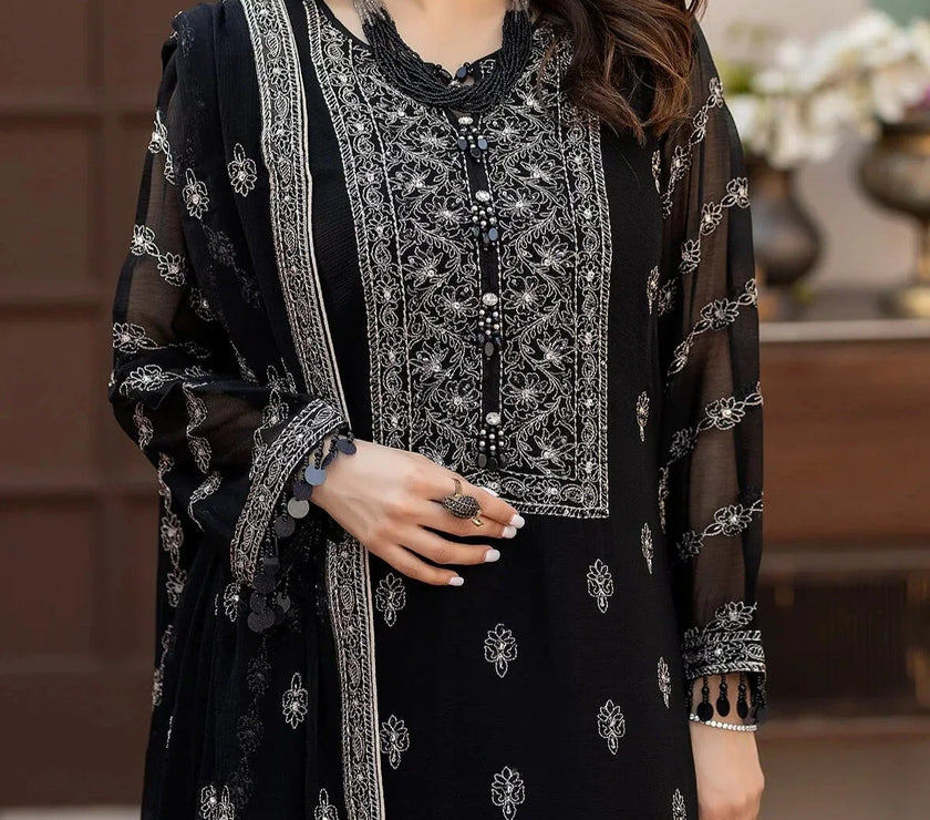 Grace S715-Embroidered 3pc lawn dress with Embroidered chiffon dupatta.