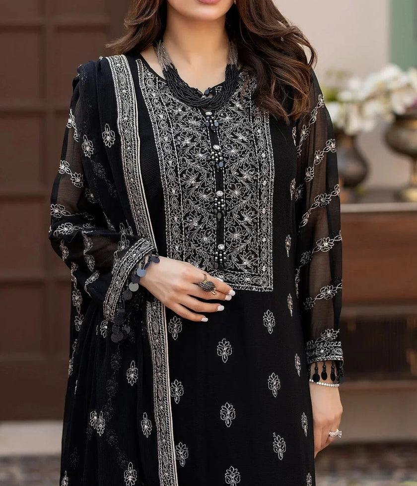 Grace S715-Embroidered 3pc lawn dress with Embroidered chiffon dupatta.