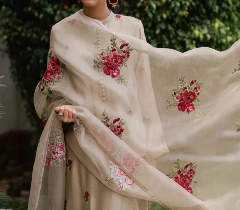 Grace S685-Embroidered 3PC Lawn dress with Embroidered chiffon dupatta.