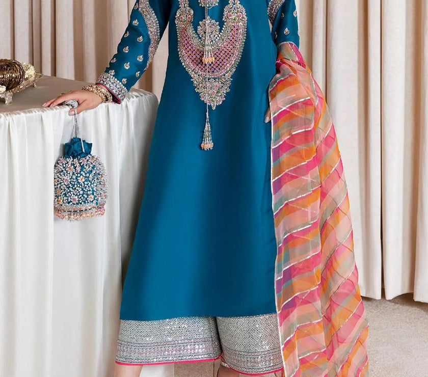 Grace S454-Embroidered 3pc lawn dress with printed organza dupatta.