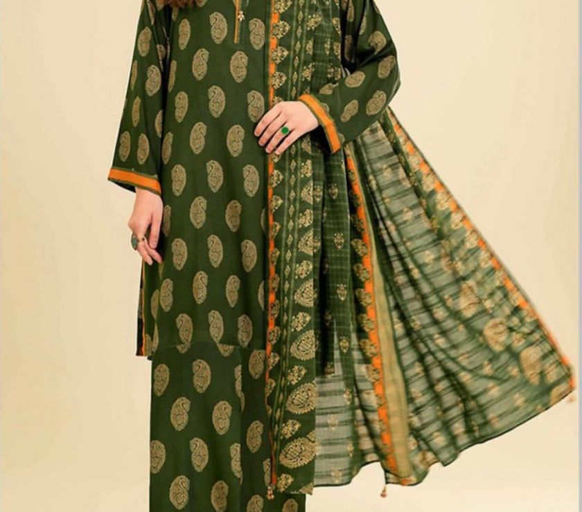 Grace W221-Printed 3pc khaddar dress With Printed khaddar shwal.