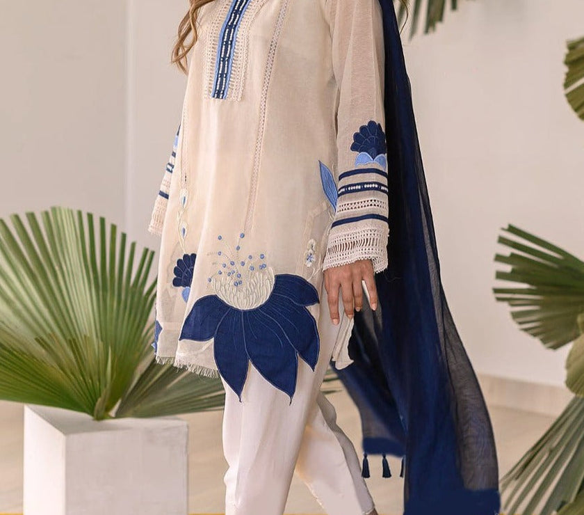 Grace W231-Embroidered 3pc marina dress with dyed bamble shawl.