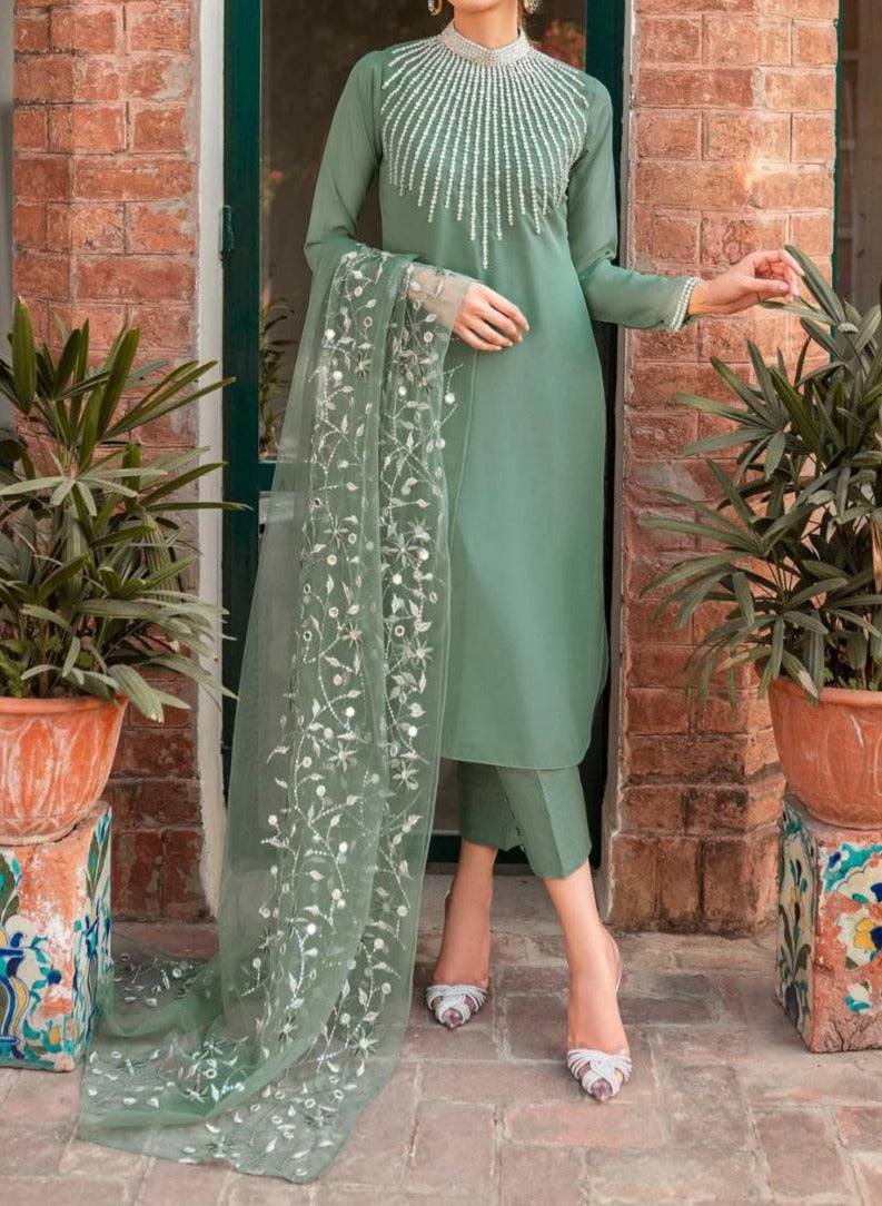 Grace S791-Embroidered 3pc Lawn dress with Embroidered Organza dupatta.