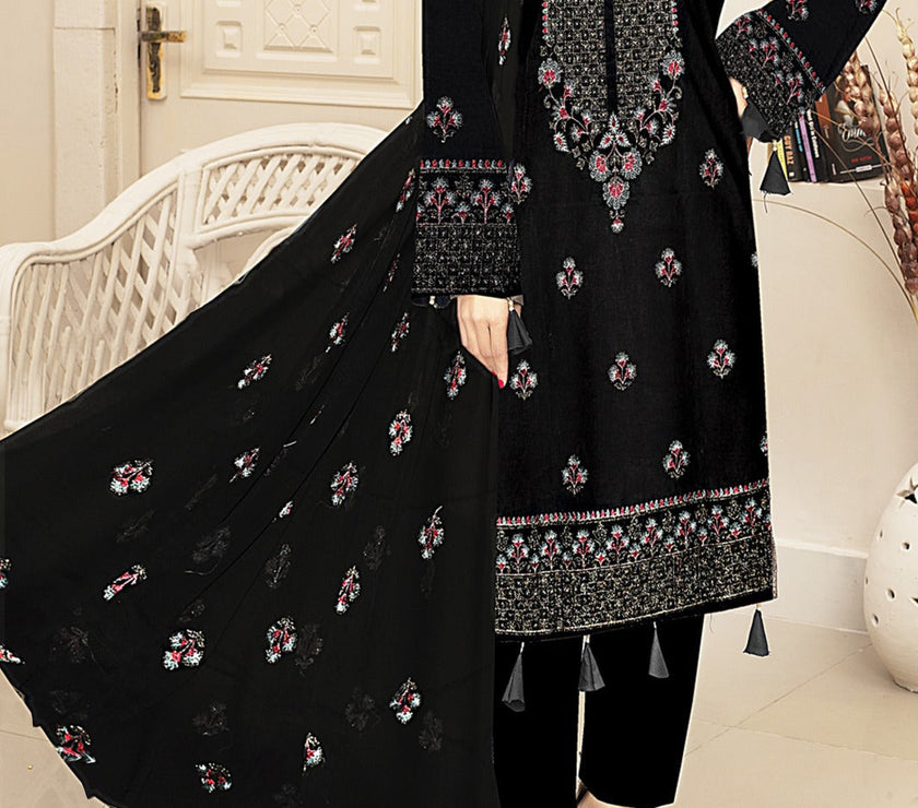 Grace W460- Embroidered 2pc Velvet Shirt with Embroidered chiffon dupatta.