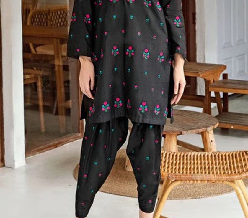 Grace S502-Embroidered 2pc lawn dress