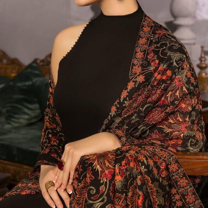 Sarinnah D13 Black - Formal heavy Embroidered Karandi Shawl